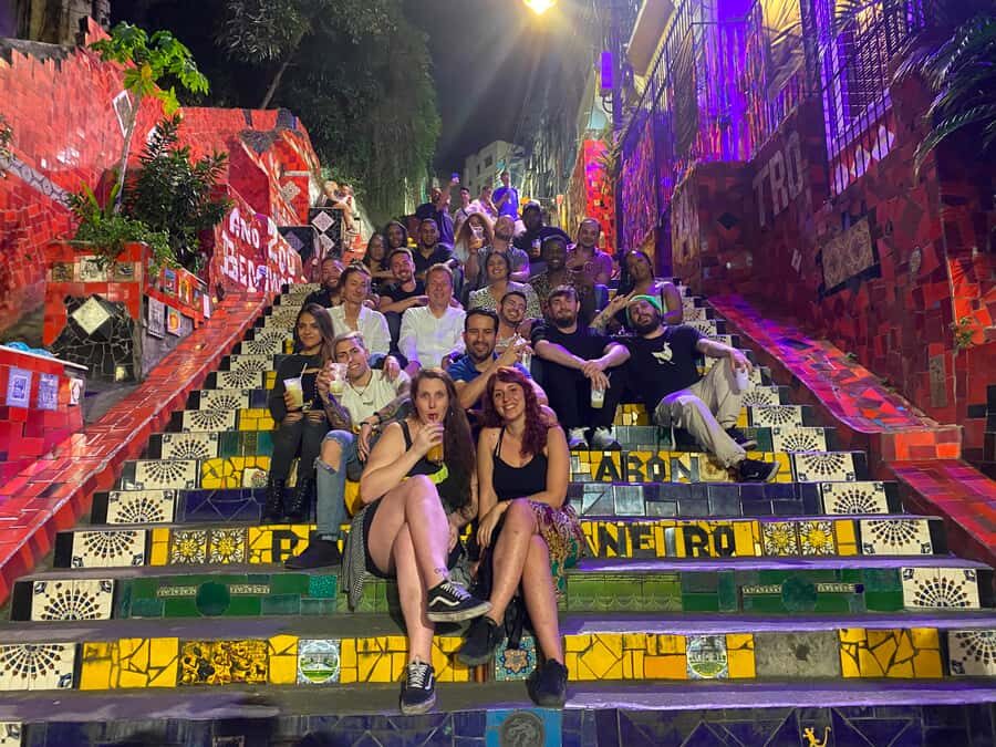Rio: Pub Crawl in Lapa with Cachaça Tasting and Live Samba - Passing the Carioca Aqueduct: Quick Views, Short Pause
