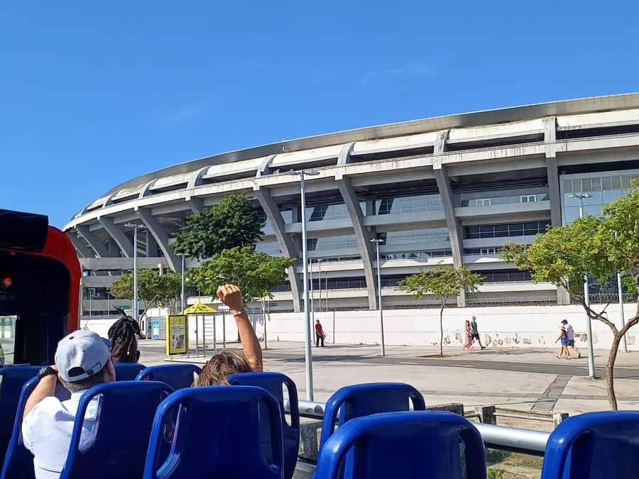 Rio Samba Bus: hop-on hop-off city tour in Rio de Janeiro - Aterro do Flamengo and the long South Zone return