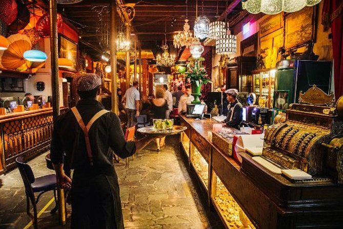 Rio Scenarium Nightclub Admission and Transfer - Avenida Mem de Sá: a quick Lapa stroll that helps you orient