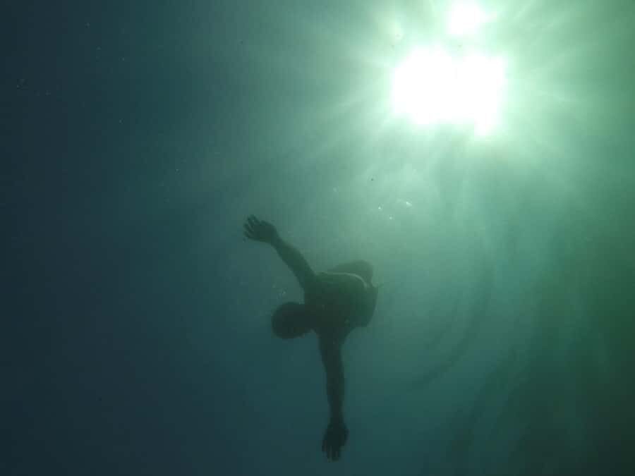 Rio: Snorkel & Swim with Turtles Tour at Tijuca Islands - What to bring so you’re not stuck on a hot dock
