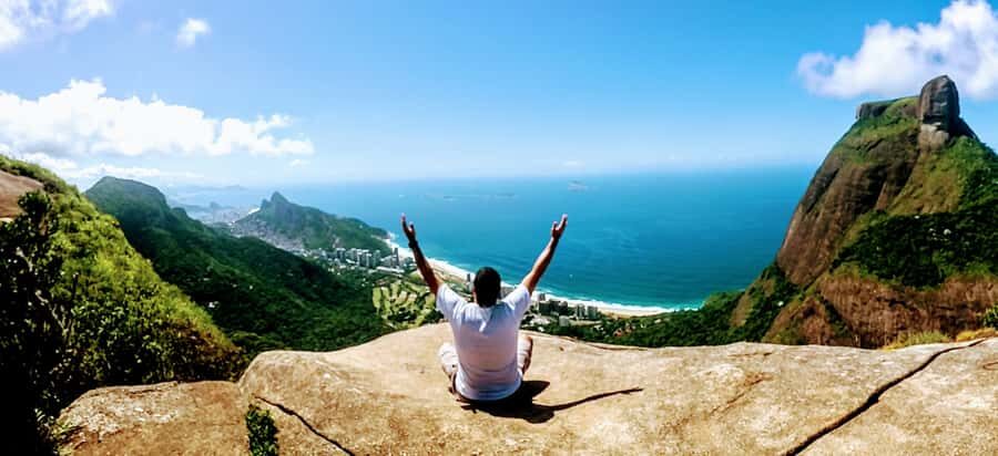 Rio: Tijuca National Park Small-Group Hike to Pedra Bonita - Foto time at the top: Pedra Bonita and the Monolith view