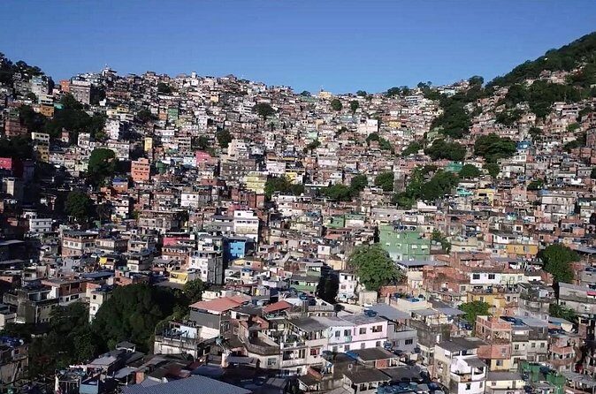 Rocinha Favela Half-Day Tour - Salocin Tour start: how the guide sets expectations