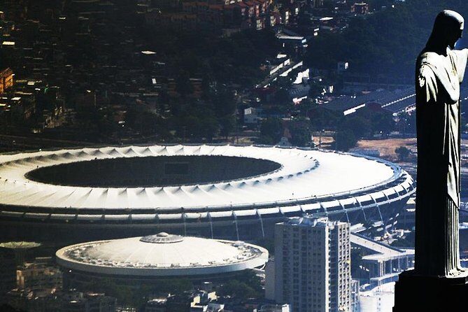 Soccer game in Rio de Janeiro with Local Supporter - Maracanã warm-up: pubs, samba, and arriving early