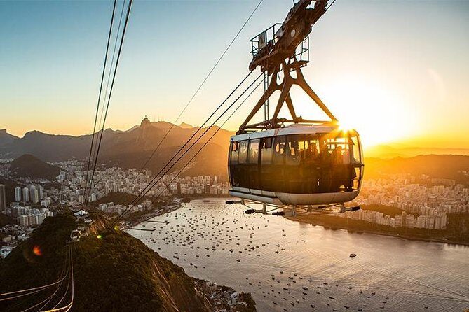 Sugarloaf Cable Car Ticket - Starting at Praia Vermelha: your first cable car ride over Rio