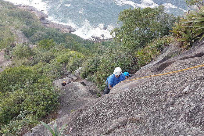 SugarLoaf Mountain Hiking Tour- Rio de Janeiro by Rio Eco Trip - Price and 4-hour value in a private group
