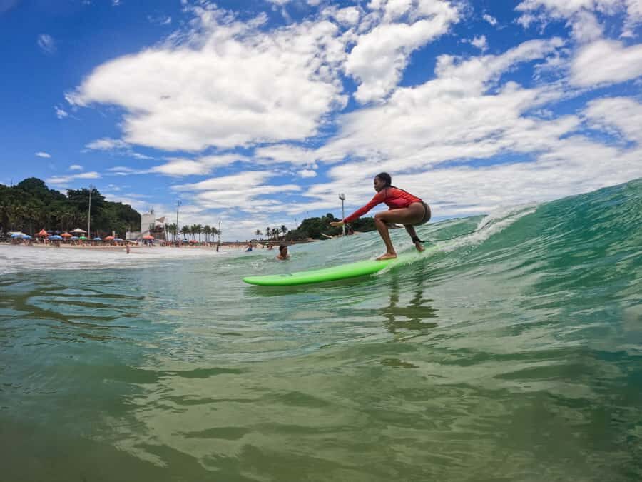 Surf lessons with local instructors in Copacabana/ipanema! - Copacabana and Ipanema: why this surf lesson feels like Rio