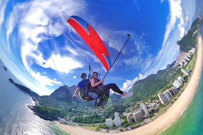Tandemflyrio paragliding, Rio de Janeiro - Your tandem flight over São Conrado and Rio’s signature landmarks