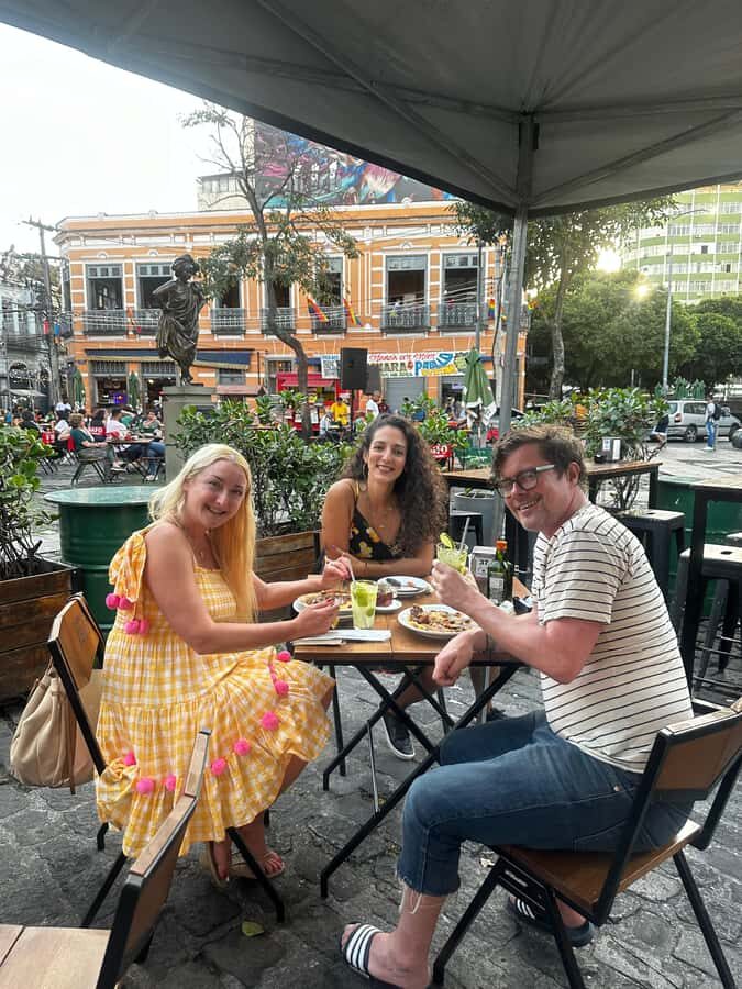 The Best Food Tour: Taste the Most Authentic Flavours of Rio - Your 4-hour route: the Tacacá do Norte start, metro hop, and the Pedra do Sal payoff