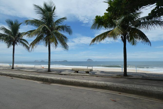 The Christ the Redeemer, the Sugar Loaf and the beaches of the "South Zone" - Lunch, tickets, and what the $255.43 price covers