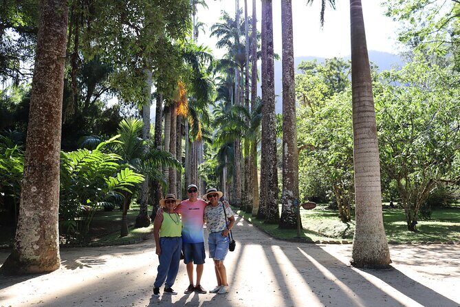 Tijuca Forest w/ Chinese View,cascatinha Taunay,horto waterfall and parque laje - Small-group comfort: how the timing and vehicle shape your day