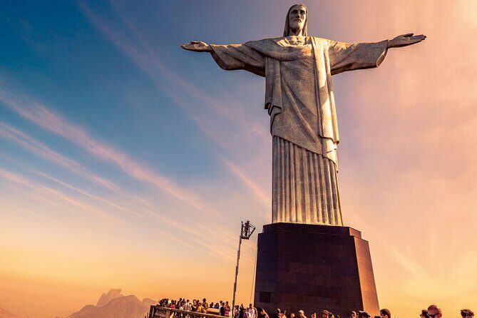Tour 1 day in Rio de Janeiro with Buffet Lunch! - Sugarloaf Mountain by cable car: another skyline anchor with great photo angles