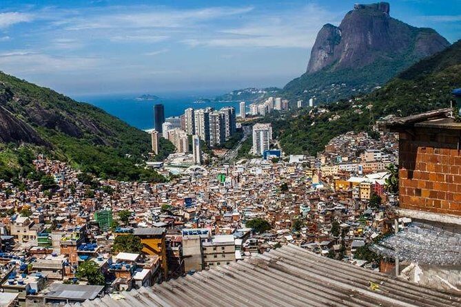 Tour 7 ( 4 hours ) : Tijuca National Park and Favela - Getting There From Copacabana: A/C Comfort and Realistic Timing