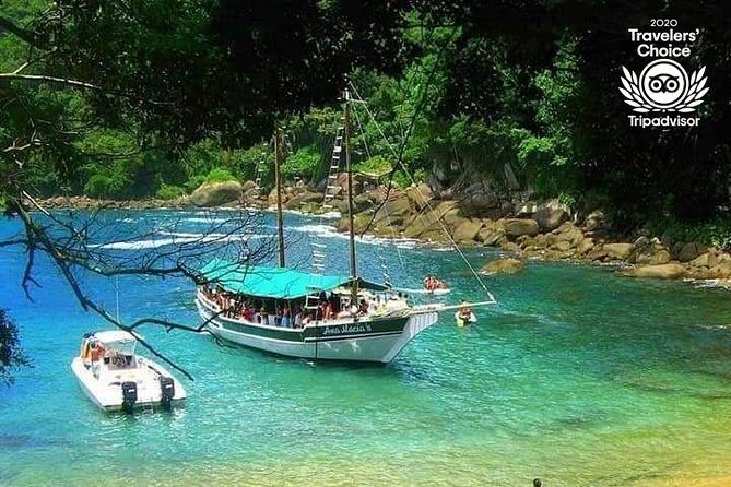 Tour to Angra dos Reis and Ilha Grande + Boat trip + Lunch - Stop 4: Praia de Japariz Lunch on the Island