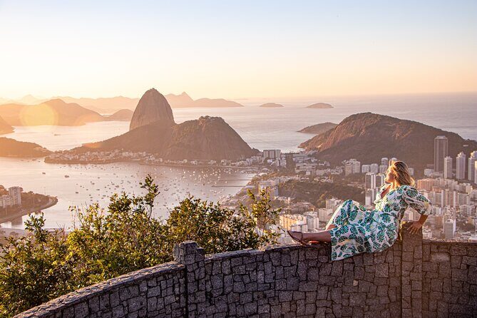 Tour to Mirante Dona Marta at sunrise with guide and photos! - Price and value: $114.56 for transport plus real photo service