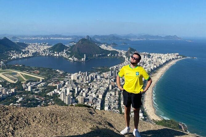 Two Brothers Hike in Rio de Janeiro At sunrise - The 2 hours 15 minutes flow: what the morning feels like