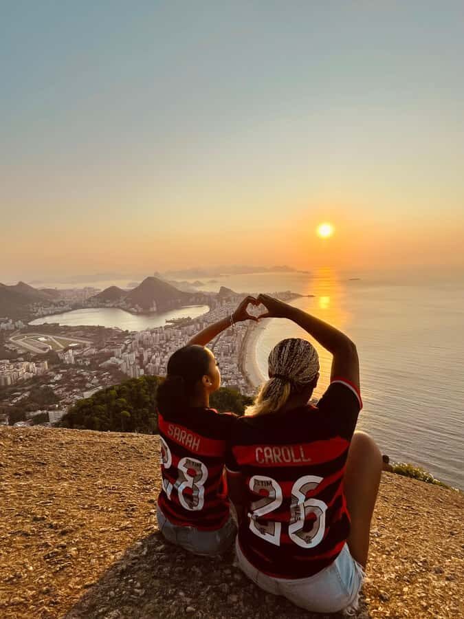 Vidigal Favela Tour - Rooftop pause for a drink or a meal: where it can fit